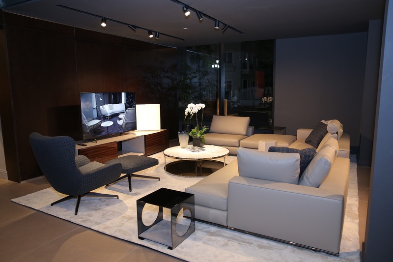 Minotti ưu tiên những đường nết thẳng và tối giản